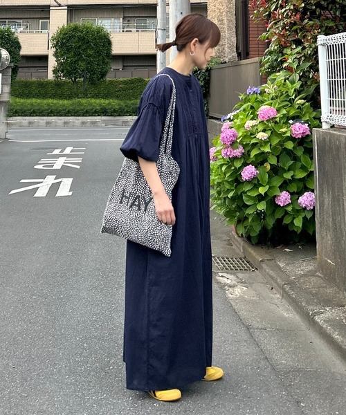 notch.(ノッチ)の「【 notch. by KR 】ピンタックルーズボイルワンピース(ワンピース・レディース・ブラック/ネイビー/オフホワイト・TM/M)」の11枚目の写真