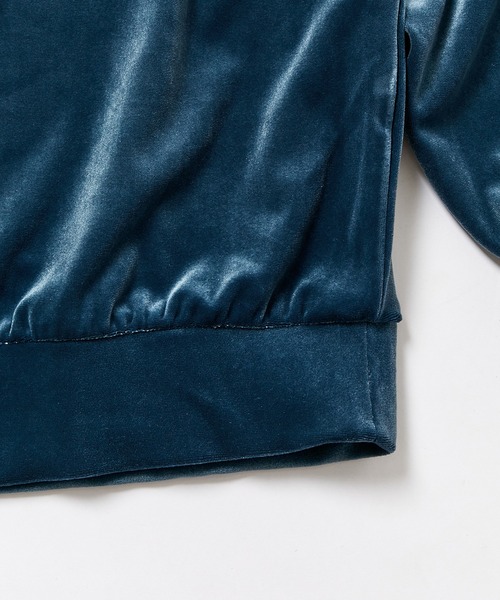 ADAM ET ROPE'（アダムエロペ）の「ルーズシルエット ベロア クルーネック プルオーバー / ロングシーズン着用可能 / セットアップ対応 / ユニセックス（Tシャツ/カットソー・メンズ・ブラウン/ブルー系その他/ブルー系その他4・L/M）」の6枚目の写真