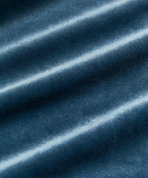 ADAM ET ROPE'（アダムエロペ）の「ルーズシルエット ベロア クルーネック プルオーバー / ロングシーズン着用可能 / セットアップ対応 / ユニセックス（Tシャツ/カットソー・メンズ・ブラウン/ブルー系その他/ブルー系その他4・L/M）」の9枚目の写真