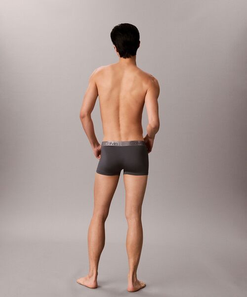 Calvin Klein(カルバン・クライン)の「クロマティック ボクサーパンツ 3枚パック(ボクサーパンツ・メンズ・ブラック/マルチ/その他/その他1/ブルー系その他/ブルー系その他2/ブラックミックス/ブルー/ミックスグレー・S/M/XL/L)」の18枚目の写真