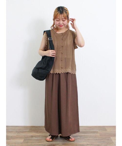 Samansa Mos2(サマンサ モスモス)の「【接触冷感】レーヨン混タックワイドパンツ(その他パンツ・レディース・カーキ/ダークブラウン/ブラック・F)」の11枚目の写真