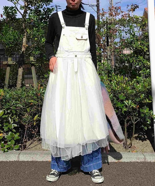 Q（キュー）の「チュールドッキングオーバーオールワンピ（ジャンパースカート・レディース・アイボリー/ブラック・MEDIUM）」の21枚目の写真
