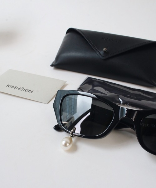 KUBRAUM J6ブラックキャットアイサングラス KUBRAUM J6ブラックキャットアイサングラス 【大特価】ホワイト