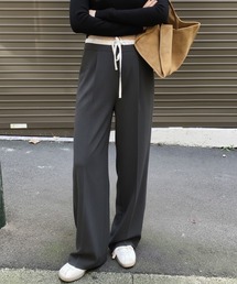 K」に該当するレディースのパンツ（グレー/灰色系・ストライプ柄