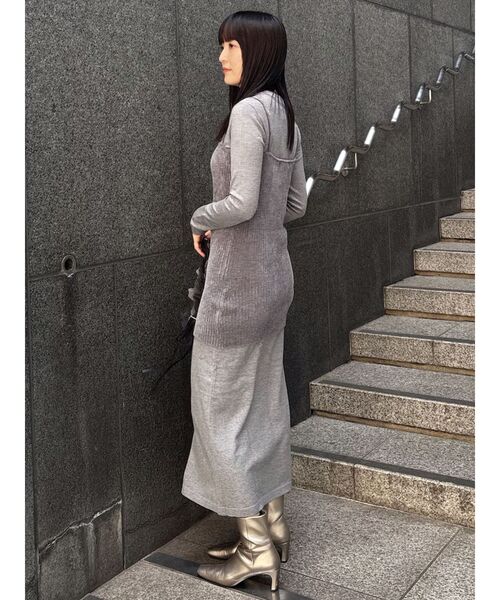 LAGUNAMOON（ラグナムーン）の「ベロアライクレイヤードニットワンピース（ワンピース・レディース・ブラック/グレー・MEDIUM/SMALL）」の3枚目の写真