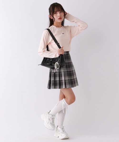 repipi armario（レピピ アルマリオ）の「【吸湿発熱】テレコプチハイメロウトップス（Tシャツ/カットソー・キッズ・ホワイト/ピンク/ホワイト系その他/ブラック系その他/ブラック・SMALL/LARGE/MEDIUM）」の13枚目の写真