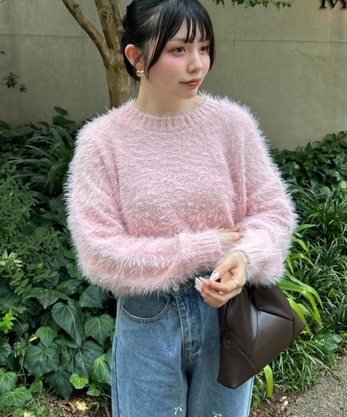 Ada.（エイダ）の「クルーネック シャギー ショートニット（ニット/セーター・レディース・ホワイト/ピンク/ブラック/グレー・FREE）」の5枚目の写真