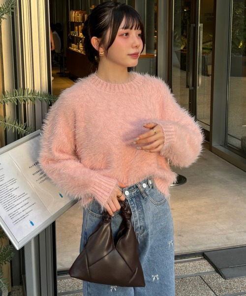 Ada.（エイダ）の「クルーネック シャギー ショートニット（ニット/セーター・レディース・ホワイト/ピンク/ブラック/グレー・FREE）」の8枚目の写真