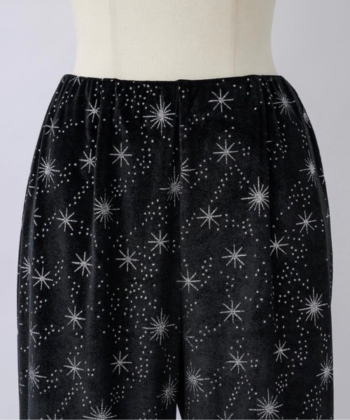 ♠MARCHE FLEUR】✨未使用　ベロアフレアパンツ　ブラック×オレンジ　M ベロアフレアパンツ｜アースミュージックアンドエコロジーの通販