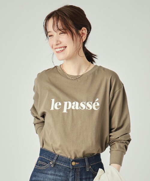 SHOO・LA・RUE（シューラルー）の「◆【洗える】プリントロングスリーブTシャツ（Tシャツ/カットソー・レディース・ブラウン系3/ブラック/ホワイト系1/イエロー系9/モスグリーン系2/グレー系その他2/ホワイト/アイボリー系1・02/03/04）」の6枚目の写真