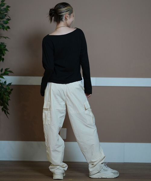ムラサキスポーツ（ムラサキスポーツ）の「RIKKA FEMME/リッカファム ロンT ボートネック RF24FW30（Tシャツ/カットソー・レディース・ブラック/ホワイト・M/L/S/M）」の12枚目の写真