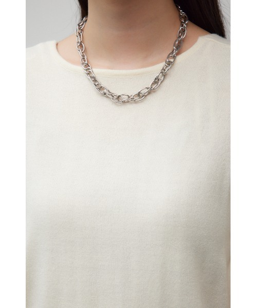 AZUL by moussy（アズールバイマウジー）の「ヌーディー2WAYVネックニットトップス（Tシャツ/カットソー・レディース・ライム/ブラック/オフホワイト/グレー・SMALL/MEDIUM）」の8枚目の写真