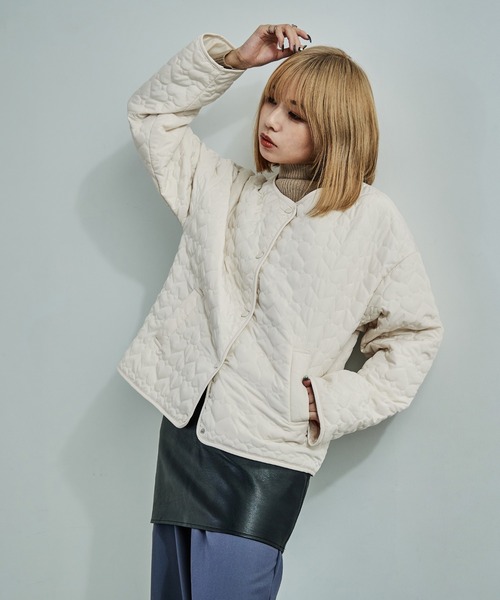 Fashion Letter(ファッションレター)の「ハート柄キルトジャケット ブルゾン ショート丈(ブルゾン・レディース・アイボリー/ブラック・M)」の19枚目の写真