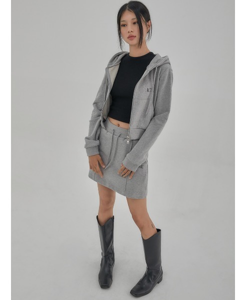 ACOVER(オコボ)の「A'GEM/9 × .kom『ACOVER/オコボ』Crop Two-Way Zip-up Hoodie/クロップ2WYAジップアップパーカー(パーカー・レディース・グレー/ブラック・FREE)」の13枚目の写真