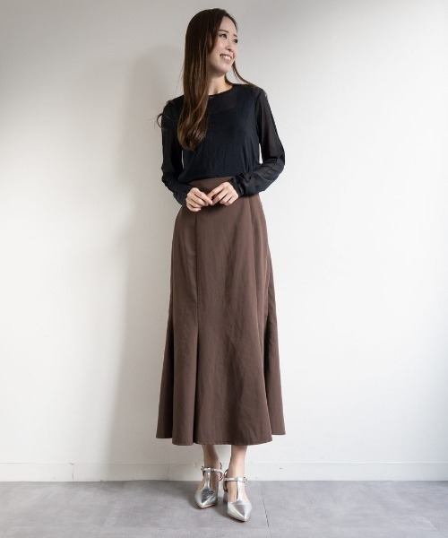 Fabby fabby（ファビィーファビィー）の「Tストラップポインテッドパンプス（パンプス・レディース・シルバー/ブラック/ブラウン・LARGE/SMALL/MEDIUM）」の10枚目の写真