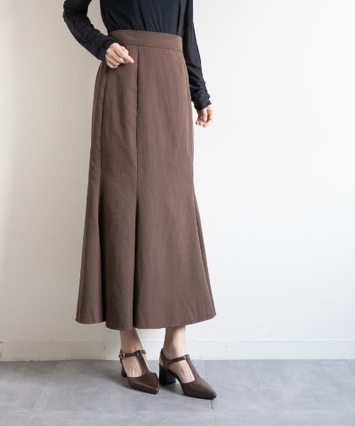 Fabby fabby（ファビィーファビィー）の「Tストラップポインテッドパンプス（パンプス・レディース・シルバー/ブラック/ブラウン・LARGE/SMALL/MEDIUM）」の15枚目の写真