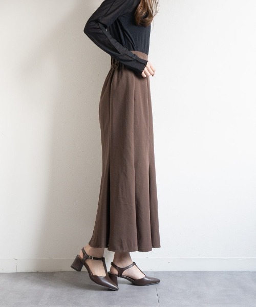Fabby fabby（ファビィーファビィー）の「Tストラップポインテッドパンプス（パンプス・レディース・シルバー/ブラック/ブラウン・LARGE/SMALL/MEDIUM）」の16枚目の写真