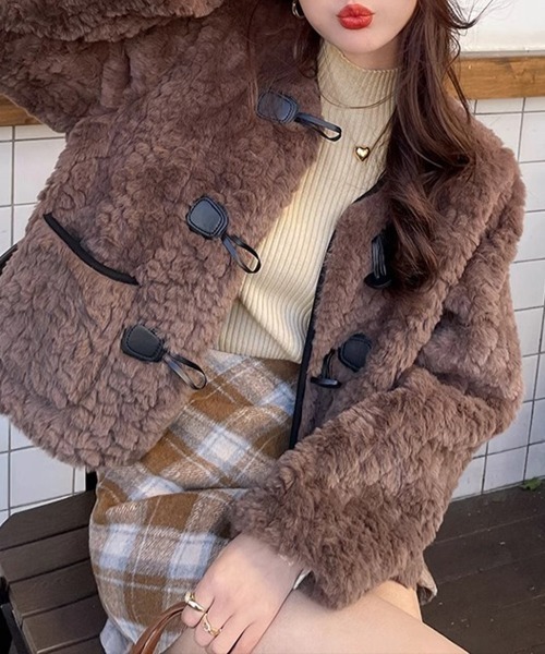 Miniministore(ミニミニストア)の「ボトルネック ニットトップス 袖口ボタン(ニット/セーター・レディース・ホワイト/ブラウン/ベージュ/グレイッシュベージュ/ブラック/オフホワイト・FREE)」の21枚目の写真