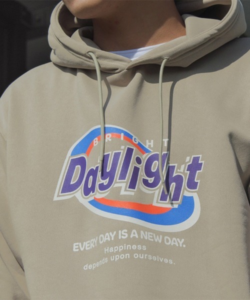 spiritoso（スピリトーゾ）の「daylightビッグプリント裏起毛パーカー（パーカー・レディース・チャコールグレー/杢グレー/ベージュ・FREE）」の19枚目の写真