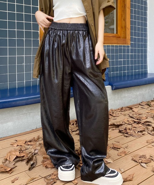 ROOPTOKYO（ループトウキョウ）の「ルーズシルエット ヴィンテージライク イージーパンツ（スラックス・レディース・グレー/ブラック/ブラウン/ワイン・FREE）」の2枚目の写真