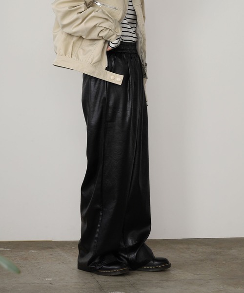 ROOPTOKYO（ループトウキョウ）の「ルーズシルエット ヴィンテージライク イージーパンツ（スラックス・レディース・グレー/ブラック/ブラウン/ワイン・FREE）」の6枚目の写真