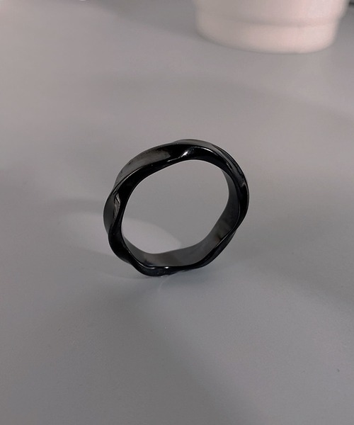 SBG(エスビー)の「SBG ウェーブリング(リング・メンズ・ブラック/シルバー・22号/20号/17号/14号)」の1枚目の写真