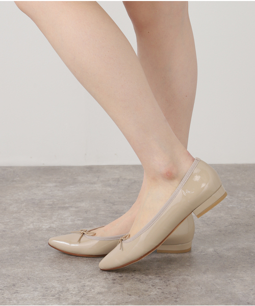 LE TALON（ルタロン）の「《追加》ポインテッドエナメルバレエ（バレエシューズ・レディース・ベージュ・23.5cm/21/21.5/22cm/22.5cm/23cm/24cm/24.5cm/25cm/25.5cm）」の17枚目の写真