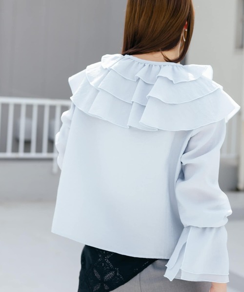 KBF（ケイビーエフ）の「フリルカラーリボンブラウス（シャツ/ブラウス・レディース・ライトブルー/アイボリー/ブラウン・ONE）」の5枚目の写真