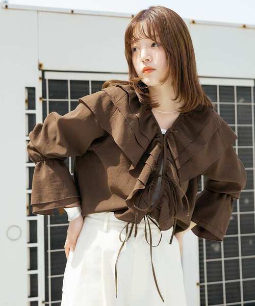 KBF（ケイビーエフ）の「フリルカラーリボンブラウス（シャツ/ブラウス・レディース・ライトブルー/アイボリー/ブラウン・ONE）」の10枚目の写真
