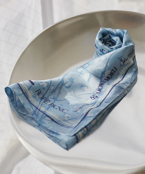 ROPE' PICNIC(ロペピクニック)の「【YOKU MOKU/ヨックモック×ROPE' PICNIC】フラワーグラデーションスカーフ(バンダナ/スカーフ・レディース・キナリ/ブルー系その他4・FREE)」の6枚目の写真