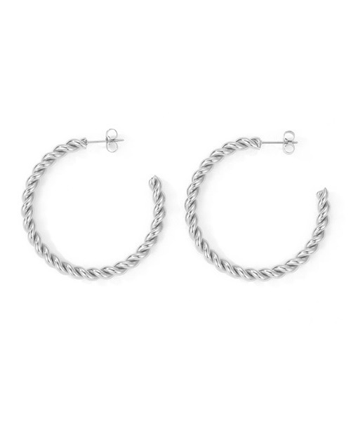 AKEL(アケル)の「【AKEL】アケル/ ツイストフープピアス/金属アレルギー対応(サージカルステンレス)(ピアス(両耳用)・レディース・シルバー/ゴールド・FREE)」の4枚目の写真