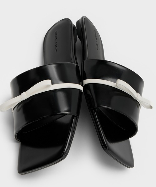 CHARLES & KEITH(チャールズ & キース)の「ボウ スライドサンダル(サンダル・レディース・ブラック系その他7/ホワイト・26.5cm/25.5cm/25cm/24.5cm/23.5cm/23cm/22.5cm)」の9枚目の写真