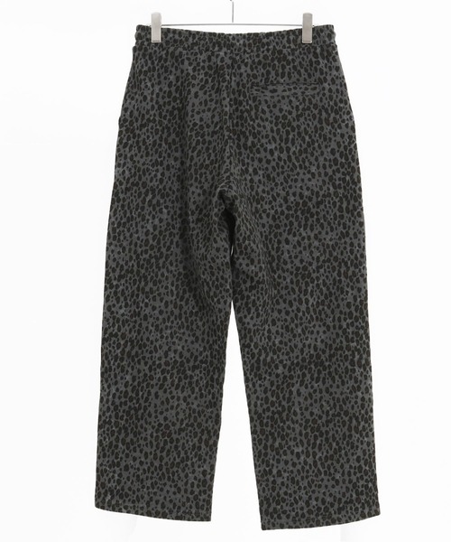 CAMBIO(カンビオ)の「mp13311-Leopard Wide Straight Sweat Pants スウェットパンツ(スウェットパンツ・メンズ・グレイッシュベージュ/チャコール・S/M/L)」の18枚目の写真