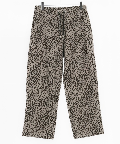 CAMBIO(カンビオ)の「mp13311-Leopard Wide Straight Sweat Pants スウェットパンツ(スウェットパンツ・メンズ・グレイッシュベージュ/チャコール・S/M/L)」の19枚目の写真