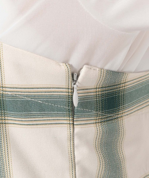 LOWRYS FARM(ローリーズファーム)の「オンブレチェックベアサロペット 289828(サロペット/オーバーオール・レディース・オフホワイト/ブラック・FREE)」の5枚目の写真