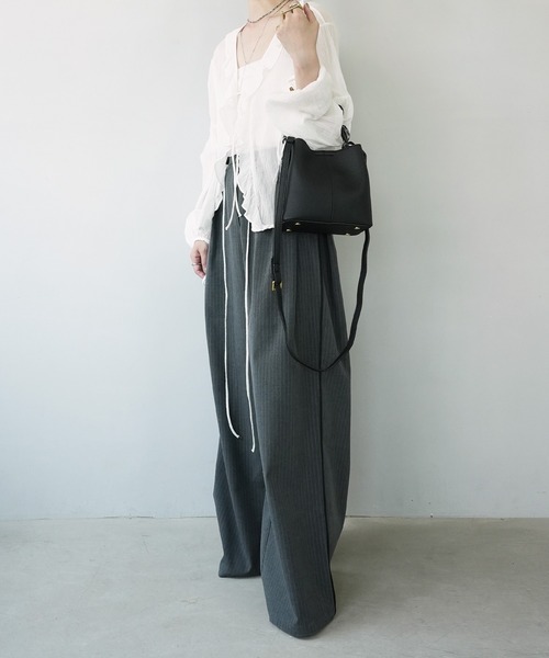 c.u.l（シーユーエル）の「2WAY スカーフ付き バケットショルダーバッグ cula1085（ショルダーバッグ・レディース・ベージュ/ブラック/ブラウン・FREE）」の19枚目の写真