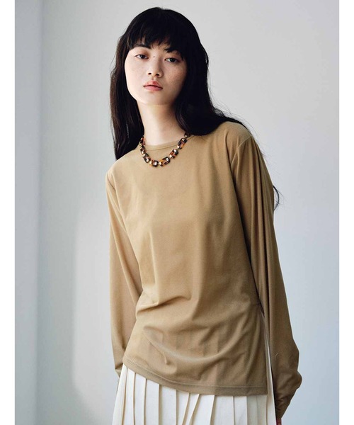 MEDE19F(メデジュウキュウ)の「MEDE19F アシメトリーヘムシアーベロアトップス(Tシャツ/カットソー・レディース・オフホワイト/ベージュ/ブルー・LL/L/M)」の3枚目の写真