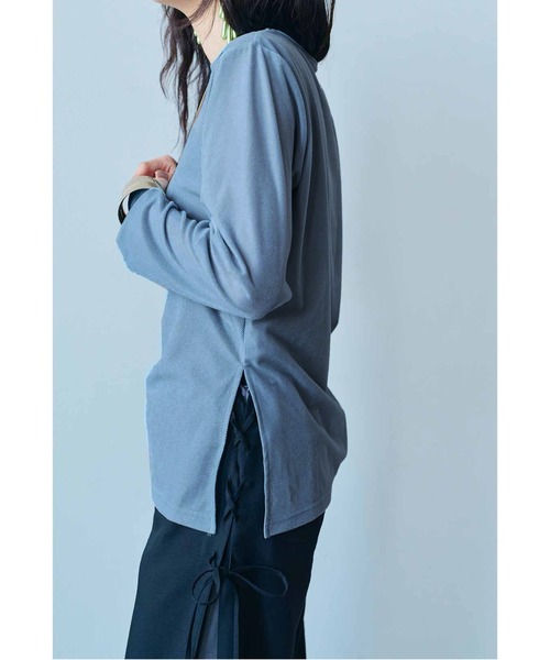 MEDE19F(メデジュウキュウ)の「MEDE19F アシメトリーヘムシアーベロアトップス(Tシャツ/カットソー・レディース・オフホワイト/ベージュ/ブルー・LL/L/M)」の12枚目の写真