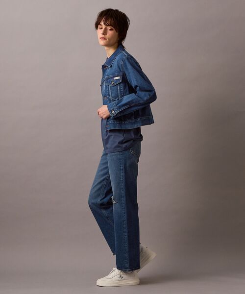 Calvin Klein(カルバン・クライン)の「クラッシックトラッカーデニムジャケット(デニムジャケット・レディース・ブルー・S/M/XS)」の12枚目の写真