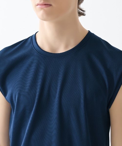 adidas（アディダス）の「adidas/アディダス クルーネックノースリーブ 吸汗速乾 メッシュ（インナーウェア/肌着・メンズ・ブラック/ホワイト/ダークブルー・MEDIUM/LARGE/X-LARGE）」の17枚目の写真