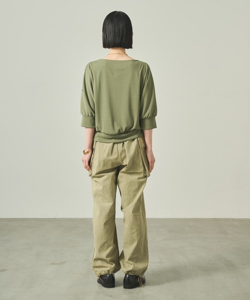 kha:ki(カーキ)の「「KHA:KI / カーキ」 ドルマンスリーブバスクシャツ DOLMAN BASQUE SHIRT(Tシャツ/カットソー・レディース・ブラック/オリーブ/オフホワイト・1)」の21枚目の写真