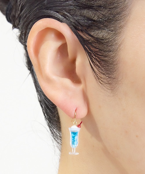 gargle(ガーグル)の「gargle ガーグル:ミニチュアアートシリーズ クリームソーダ ピアス(ピアス(両耳用)・レディース・グリーン/ブルー・FREE)」の6枚目の写真