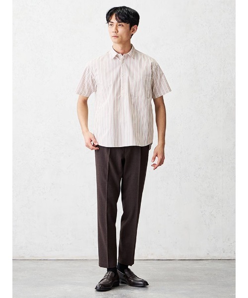 TRANS CONTINENTS（トランスコンチネンツ）の「トランスコンチネンツ　オルタネートストライプ　半袖シャツ　ピンク（シャツ/ブラウス・メンズ・ピンク・M/L/LL）」の9枚目の写真