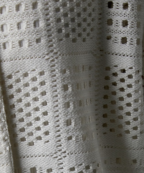 GEVS.(ジェイヴィス)の「かぎ針編風カーディガン<大きいサイズ有>GEVS.(カーディガン/ボレロ・レディース・ブラック/キナリ・5L/4L/3L/LL/L/M)」の16枚目の写真