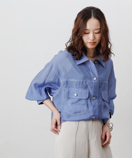 COLONY 2139(コロニートゥーワンスリーナイン)の「シアーGシャツ(シャツ/ブラウス・レディース・ブラック/オフホワイト/チャコールグレー/ブルー・FREE)」の15枚目の写真