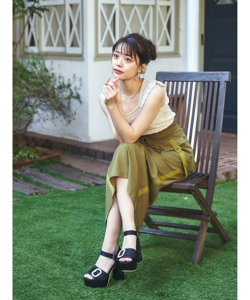 Mafmof(マフモフ)の「Mafmof(マフモフ)11cmチャンキーヒールパールバックル厚底サンダル(サンダル・レディース・ブラック/ホワイト・S/M/L/LL)」の10枚目の写真