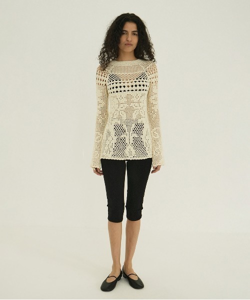 CLANE（クラネ）の「BACK OPEN CROCHET KNIT TOPS（ニット/セーター・レディース・アイボリー/ブラック・FREE）」の7枚目の写真