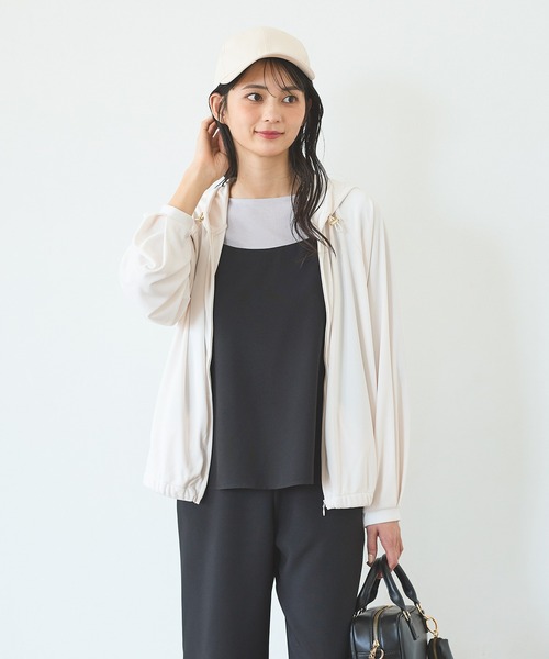 Honeys（ハニーズ）の「【ハニさら・接触冷感・ＵＶカット】きれいめジップパーカー（パーカー・レディース・ブラック/アイボリー/グレイッシュベージュ/イエロー・LL/S/M/L）」の7枚目の写真