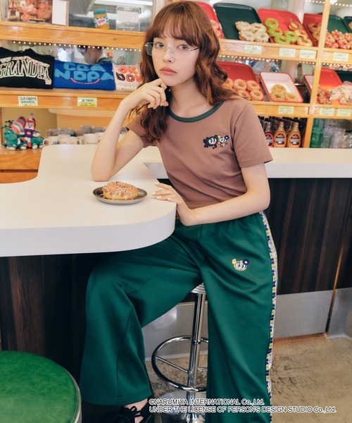 FOREVER 21（フォーエバー トゥエンティーワン）の「【ANGEL BLUE】ラインジャージパンツ（その他パンツ・レディース・ブラック/グリーン・SMALL/MEDIUM）」の4枚目の写真