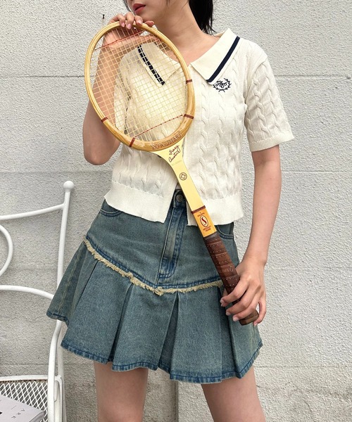 AS KNOW AS plus（アズノゥアズプラス）の「●選べるアソートデザイン ワンポイントロゴ刺繍 Wジップケーブル半袖カーディガン（カーディガン/ボレロ・レディース・アイボリー系/レッド系/ネイビー系/シルバー系/ネイビー系1/ブラウン系・FREE）」の9枚目の写真